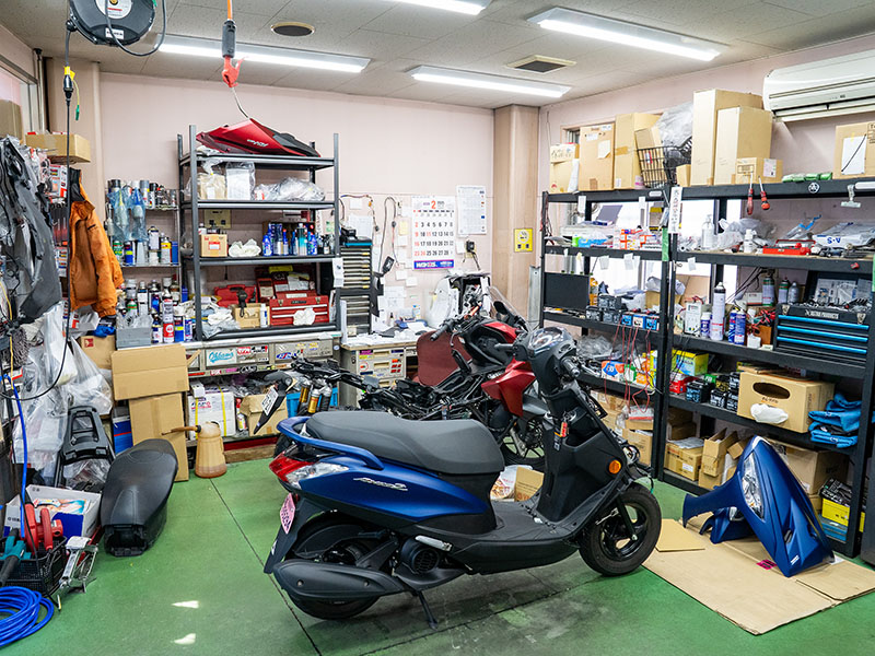 整備場